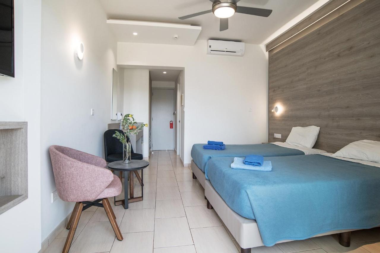 Hotel Aphrodite Beach 2*